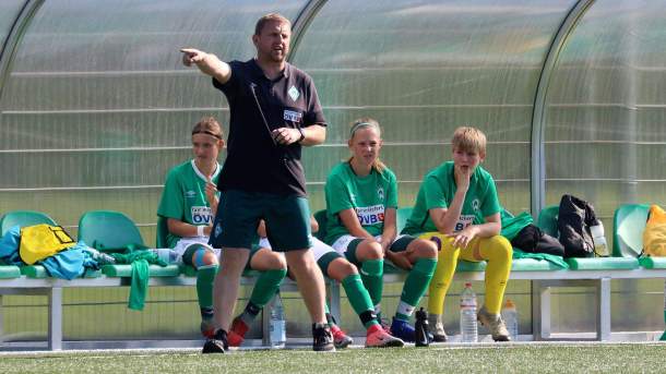 received_377200399635545